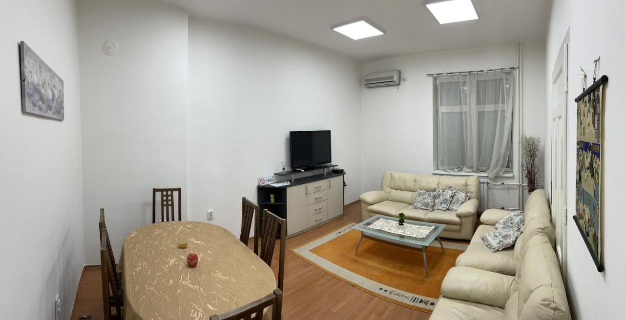 Ata Apartment Скоп'є Екстер'єр фото